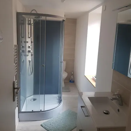Apartment Appartement 2 Chambres 80 M2 *